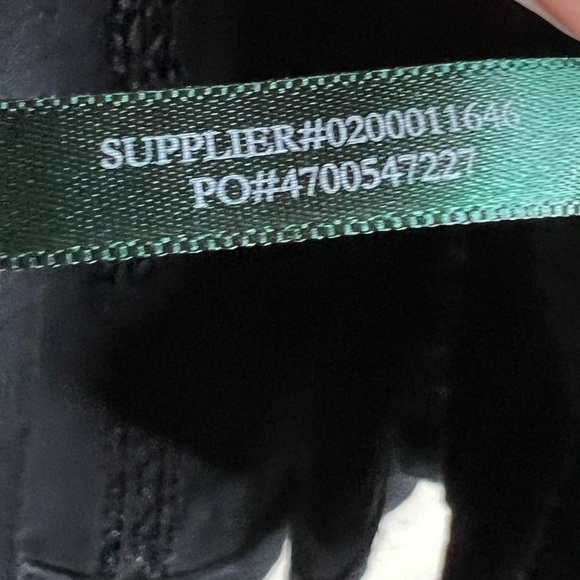 Lauren Ralph Lauren Smocked Embroidered Cotton and Modal Top Black Size Large - Picture 7 of 9